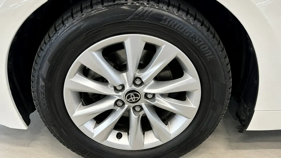 TOYOTA Corolla -