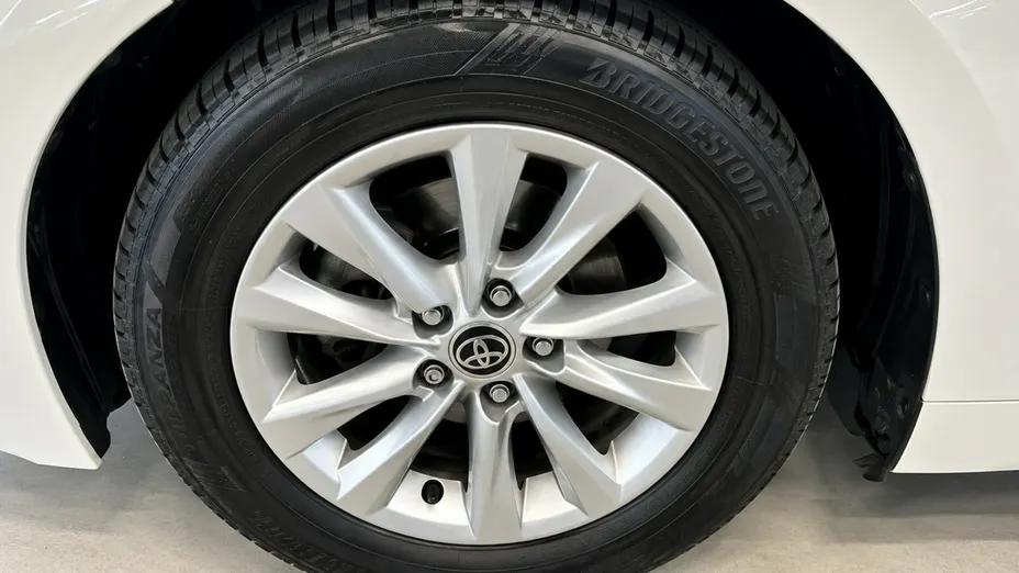 TOYOTA Corolla -