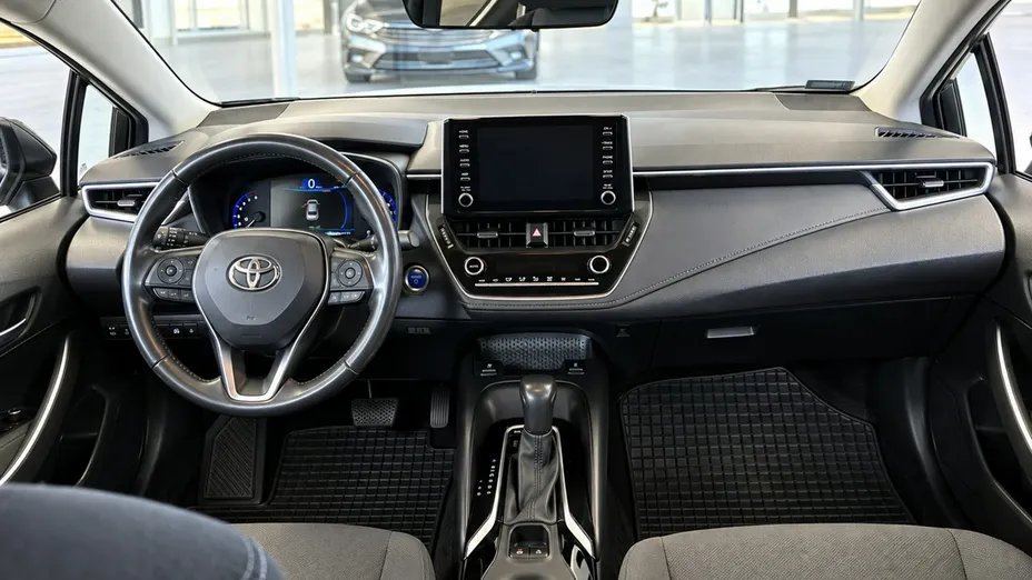TOYOTA Corolla -