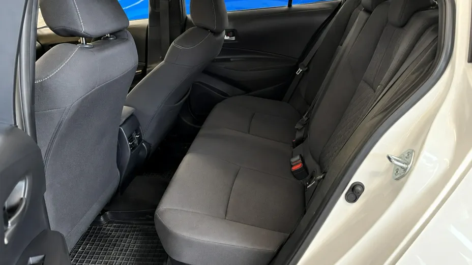 TOYOTA Corolla -