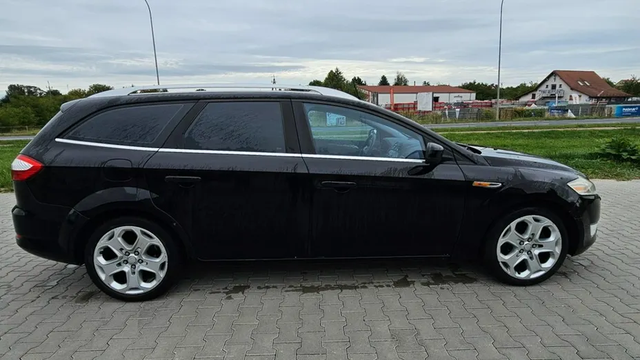 FORD Mondeo -