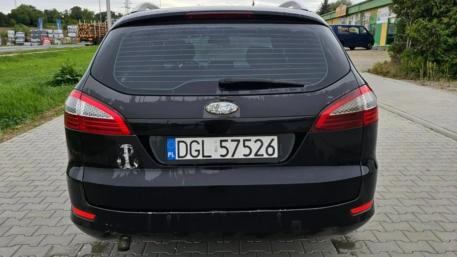 FORD Mondeo -