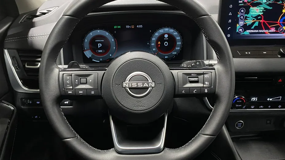 NISSAN Qashqai -