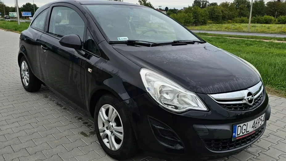 OPEL Corsa -