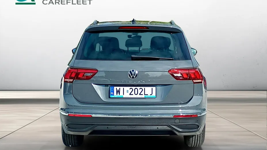 VOLKSWAGEN Tiguan -