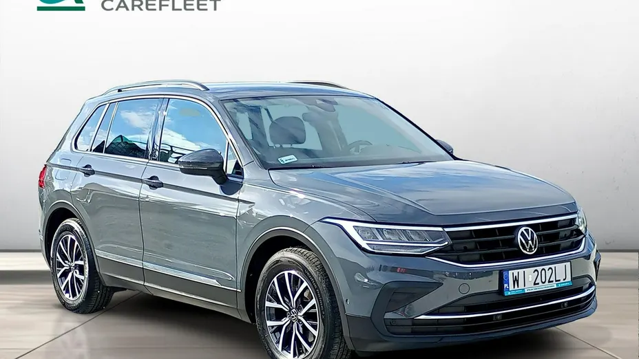 VOLKSWAGEN Tiguan -