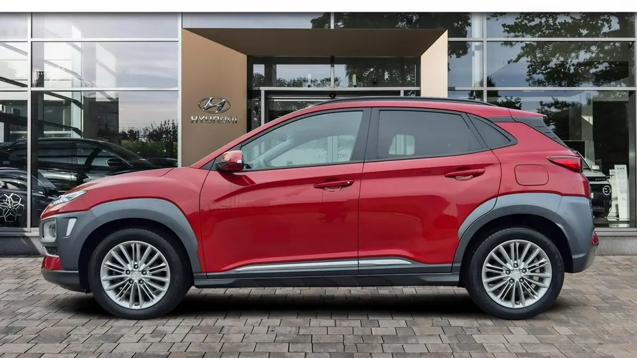 HYUNDAI Kona -