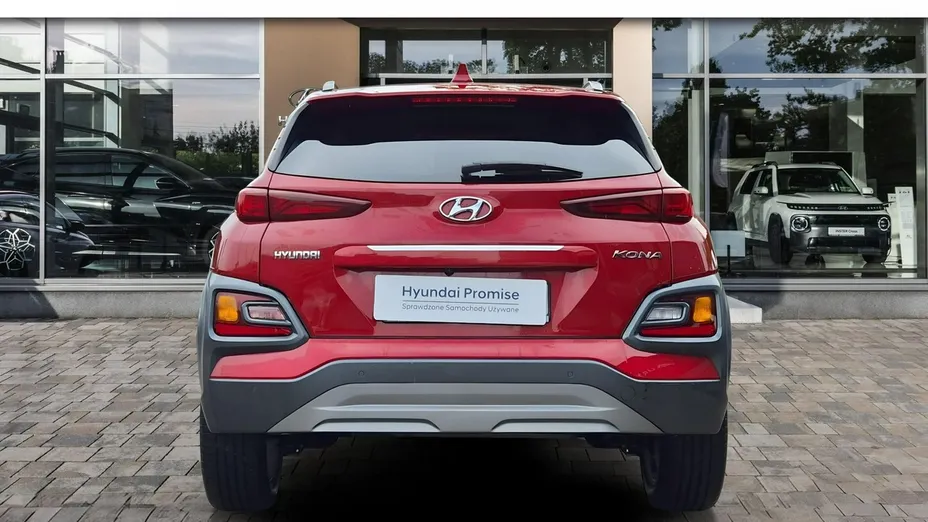 HYUNDAI Kona -