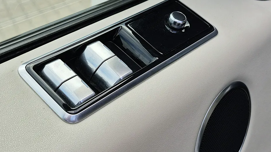 LAND ROVER Range Rover Sport -