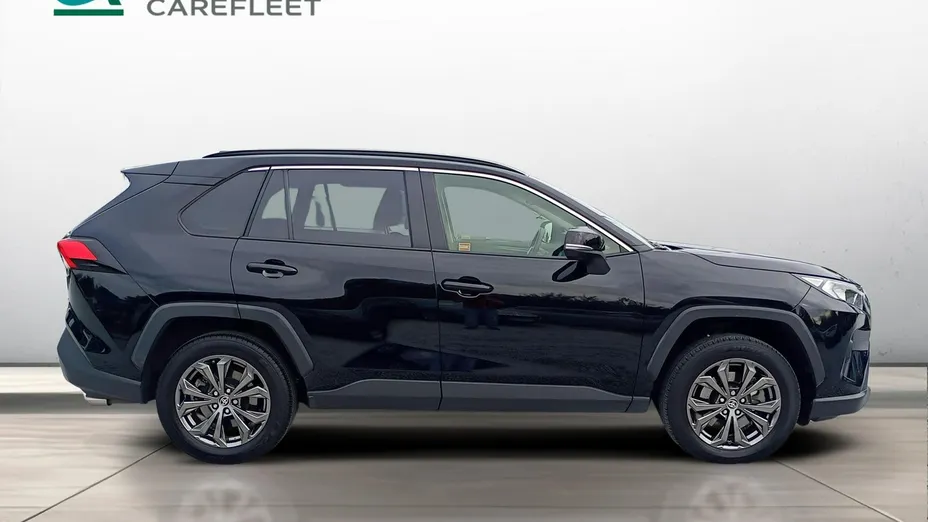 TOYOTA RAV4 -