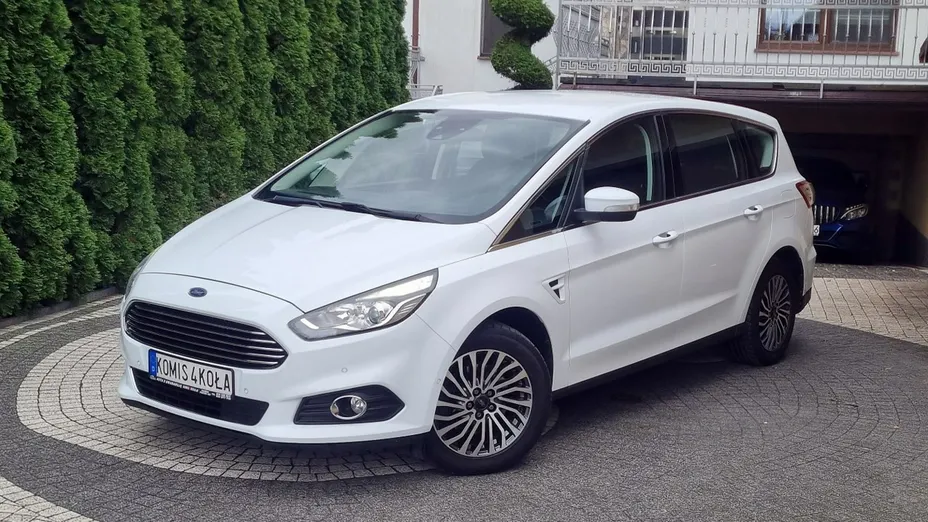 FORD S-MAX -