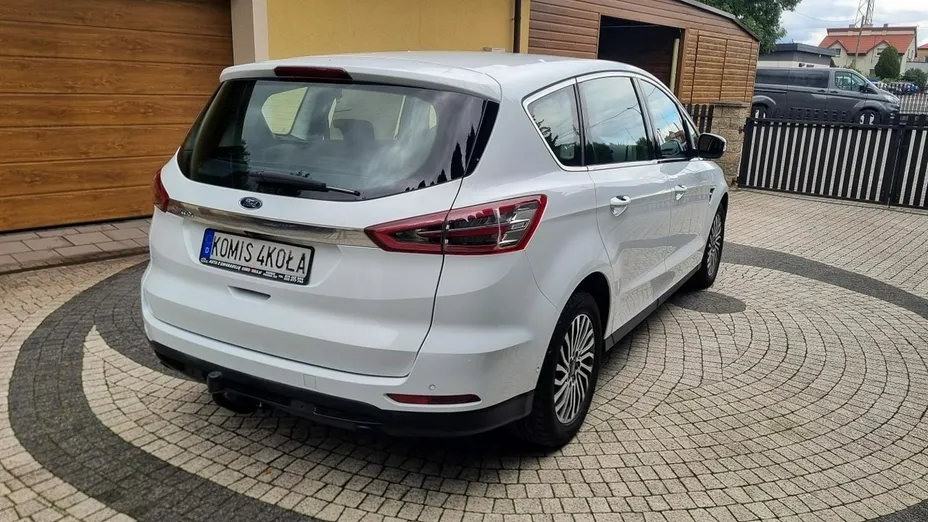 FORD S-MAX -