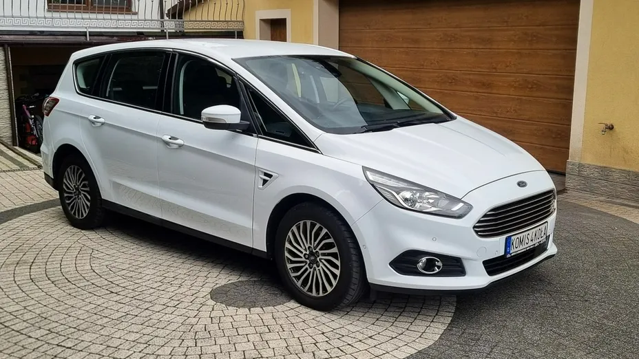 FORD S-MAX -