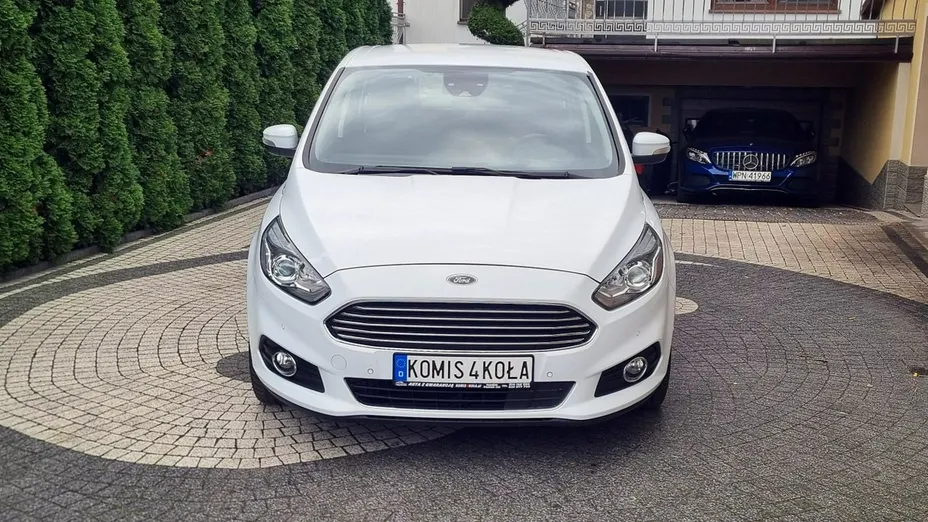 FORD S-MAX -