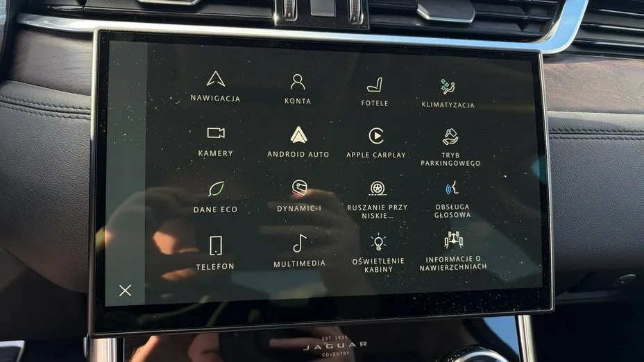 JAGUAR XF -