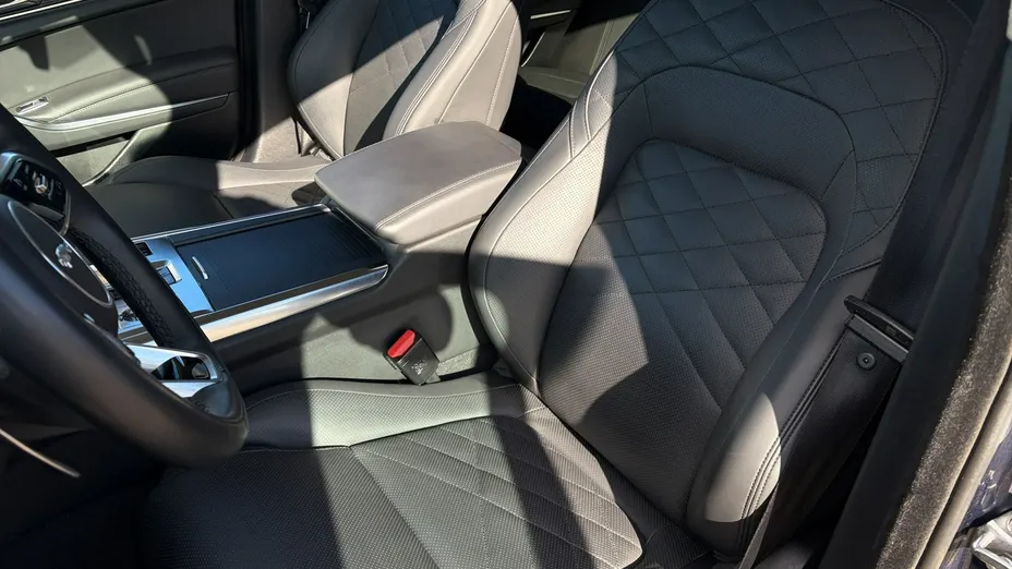 JAGUAR XF -