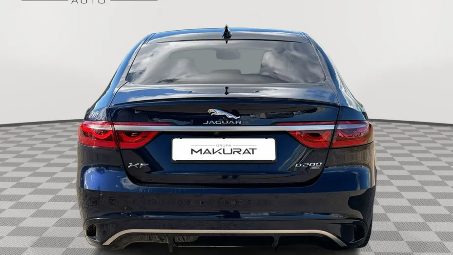 JAGUAR XF -