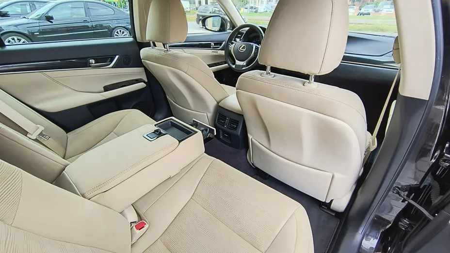 LEXUS GS -