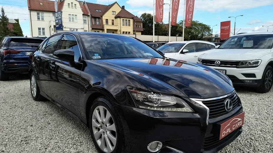 LEXUS GS -