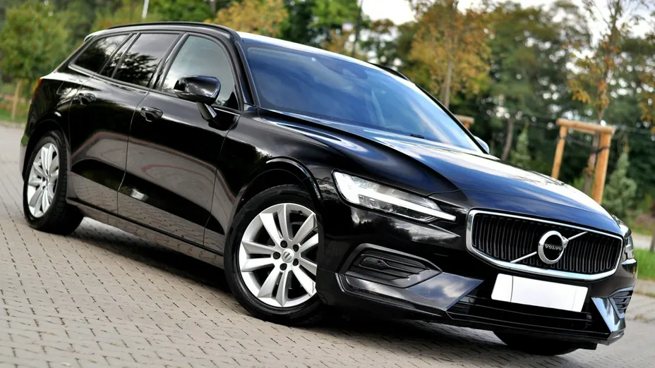 VOLVO V60 -
