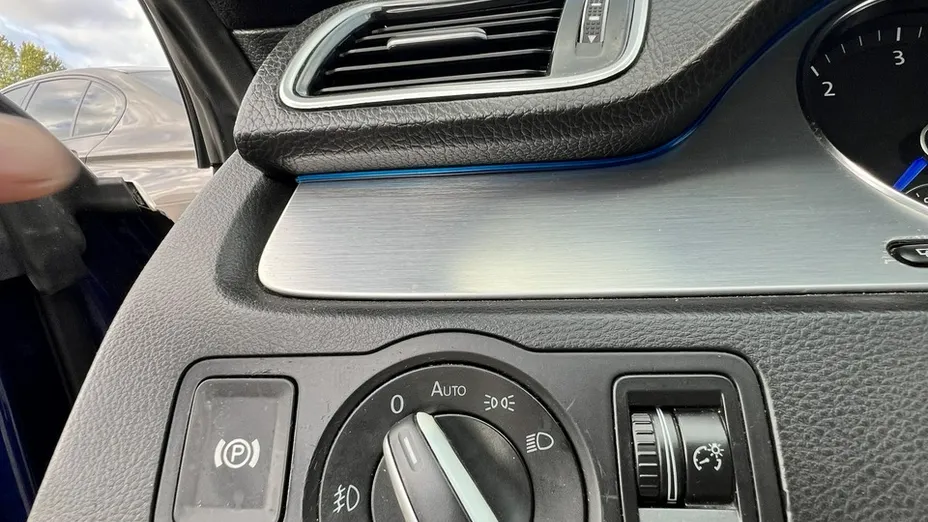 VOLKSWAGEN Passat CC -