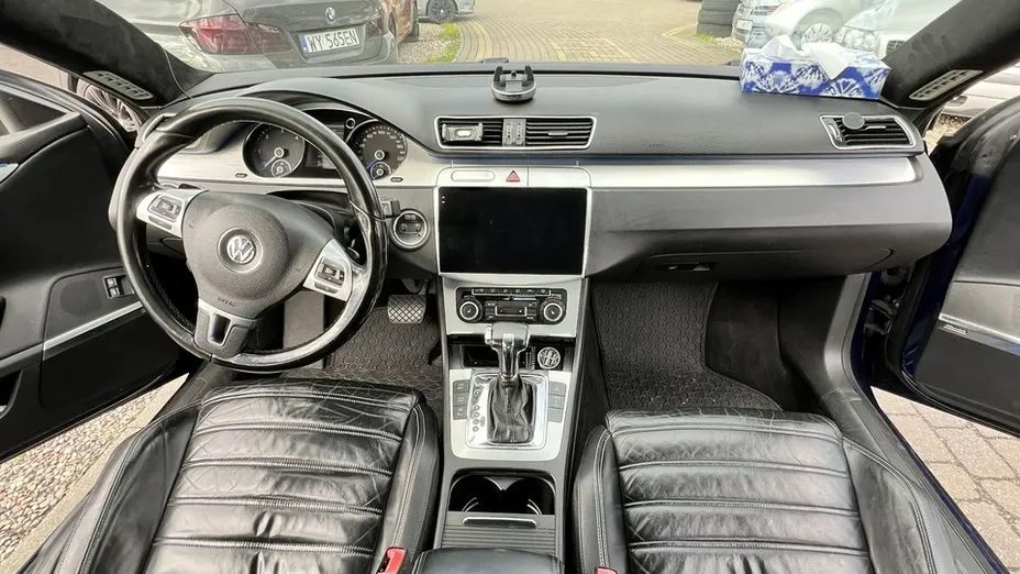 VOLKSWAGEN Passat CC -