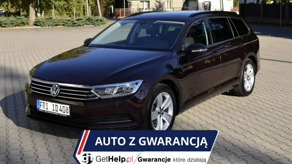 VOLKSWAGEN Passat -