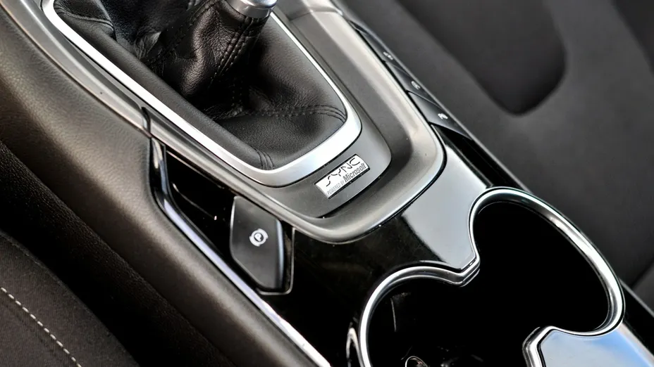 FORD Mondeo -