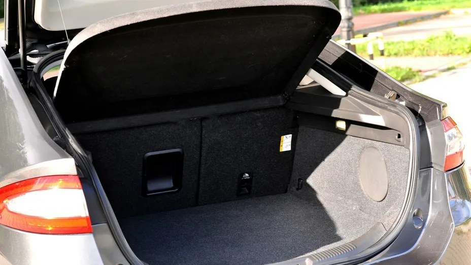 FORD Mondeo -