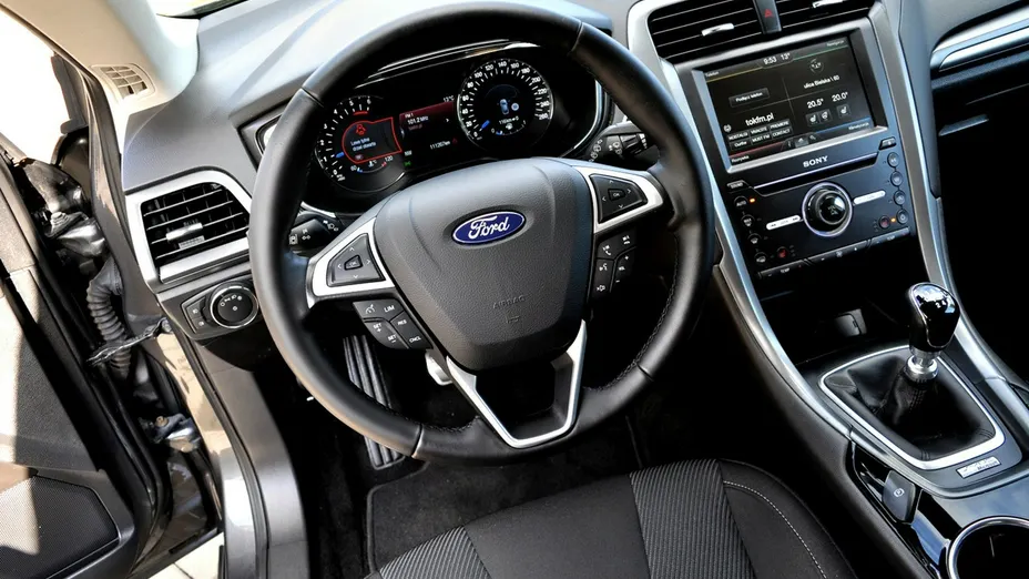 FORD Mondeo -