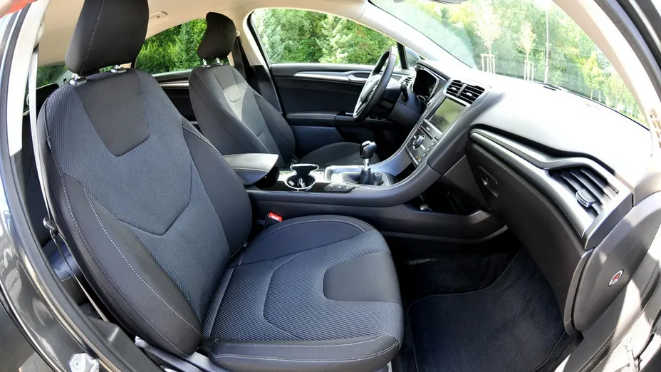 FORD Mondeo -