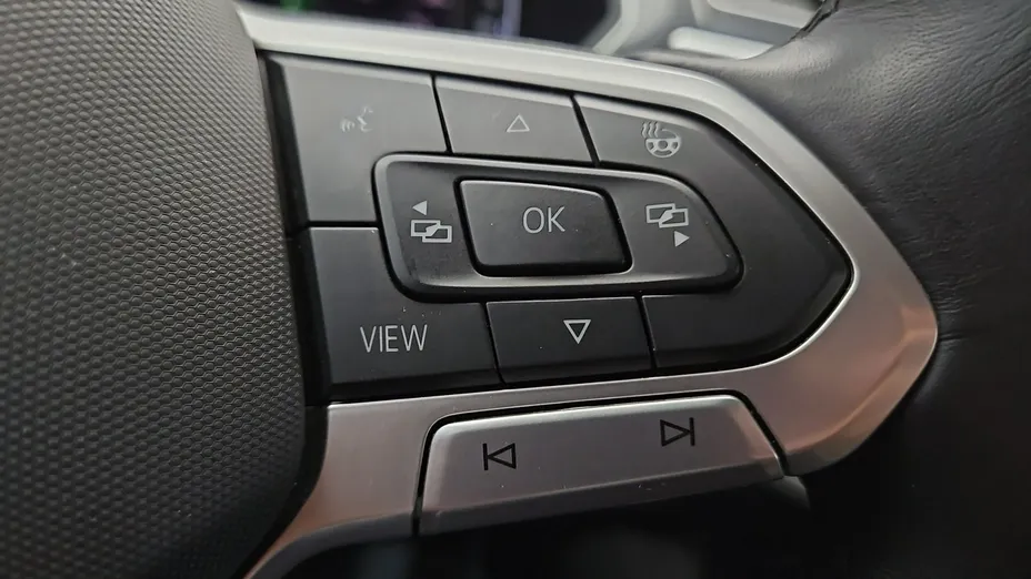 VOLKSWAGEN Tiguan Allspace -