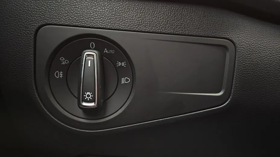 VOLKSWAGEN Tiguan Allspace -