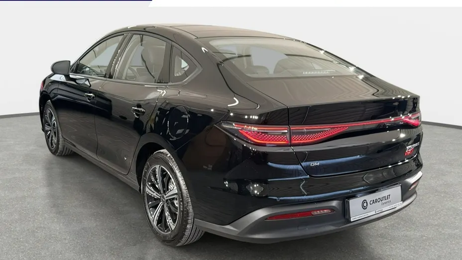 BYD Seal 5 -