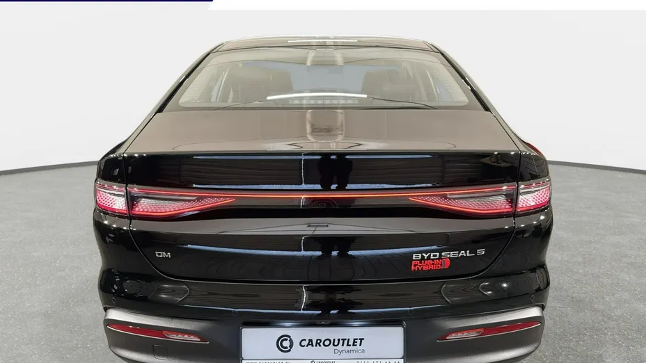 BYD Seal 5 -