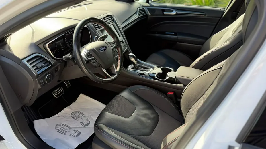 FORD Mondeo -
