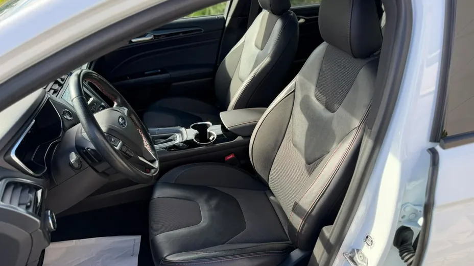 FORD Mondeo -