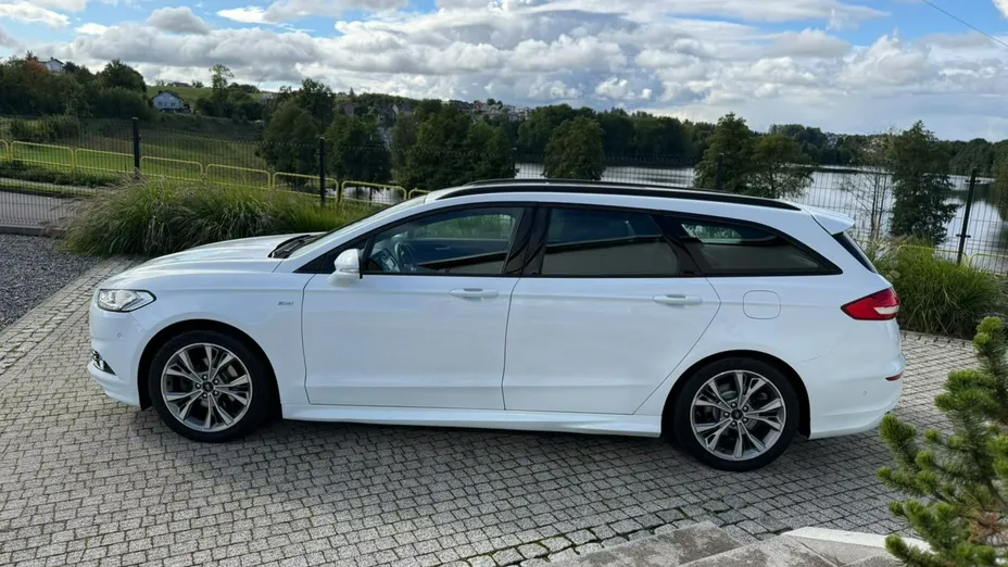 FORD Mondeo -