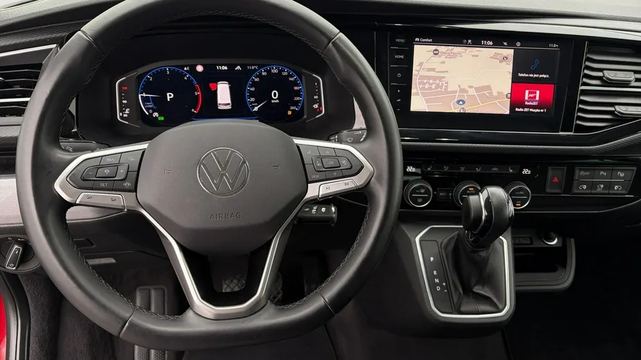 VOLKSWAGEN Multivan -