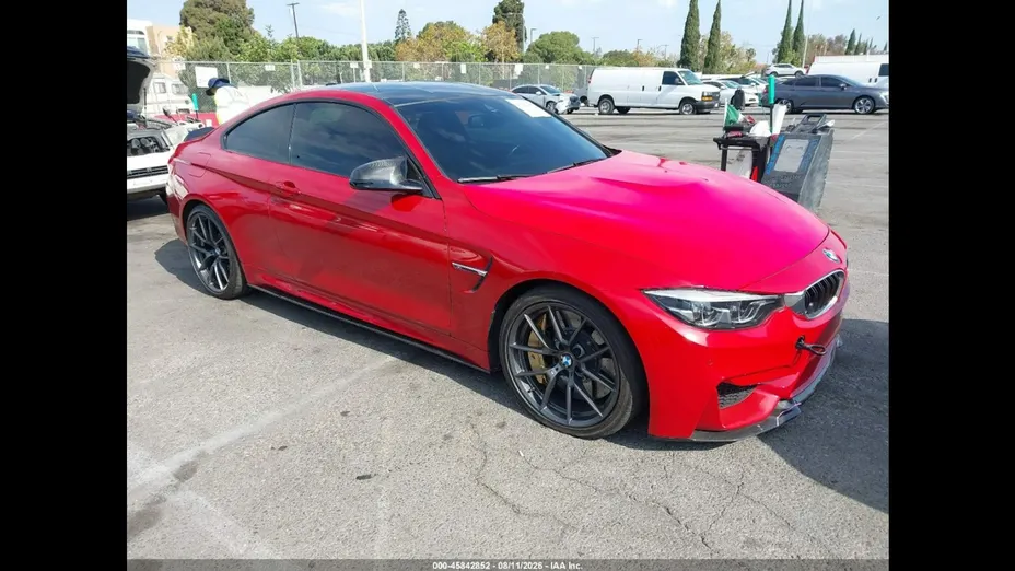 BMW M4 -