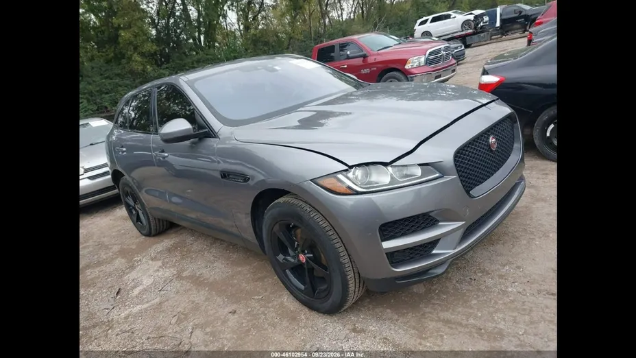 JAGUAR F-Pace -