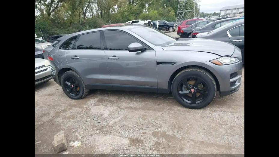 JAGUAR F-Pace -