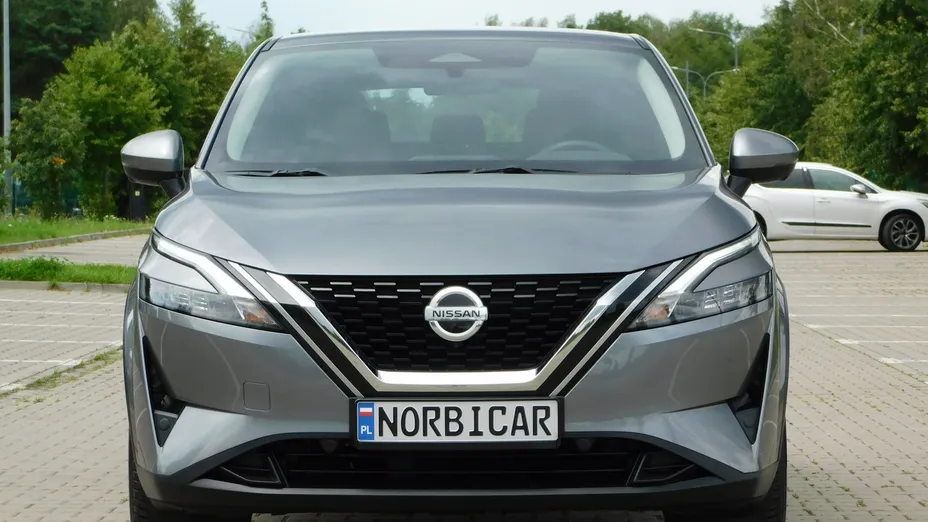 NISSAN Qashqai -