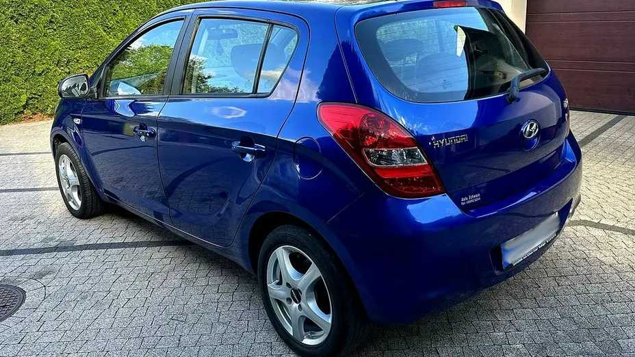 HYUNDAI i20 -