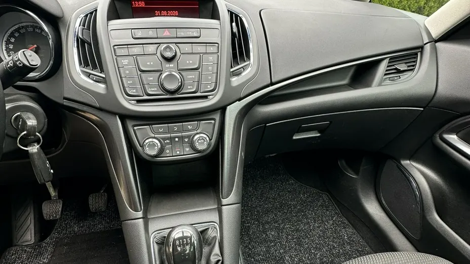 OPEL Zafira -
