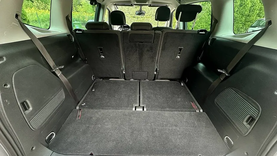 OPEL Zafira -