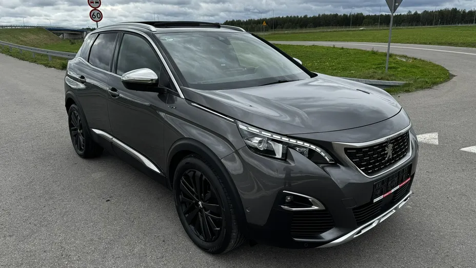 PEUGEOT 3008 -