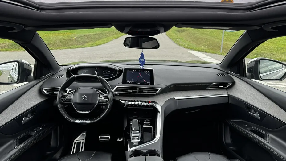 PEUGEOT 3008 -