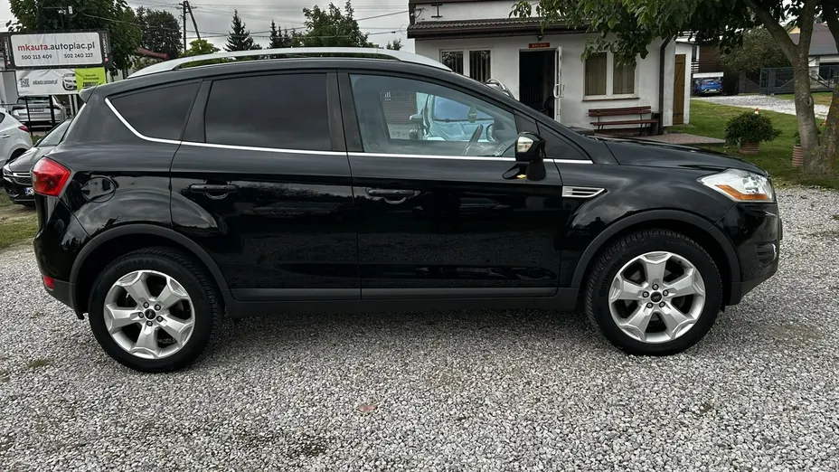 FORD Kuga -