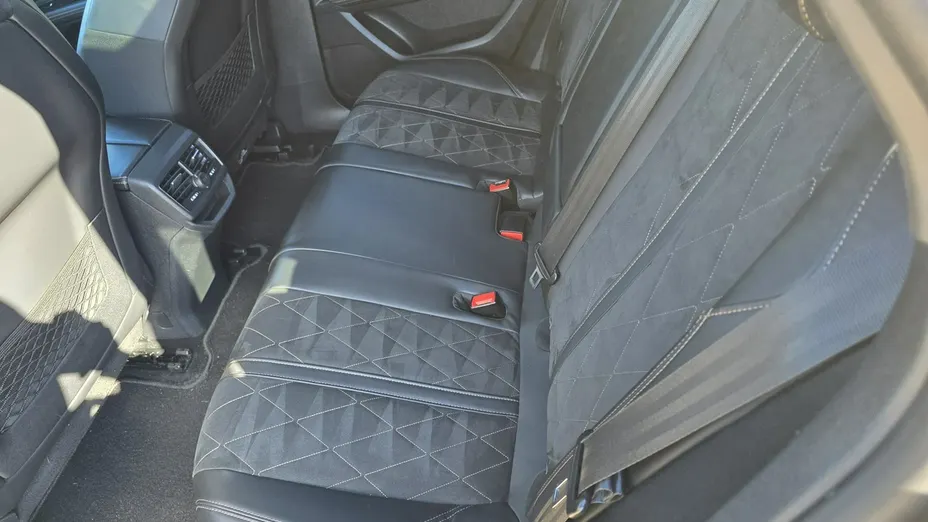 PEUGEOT 3008 -